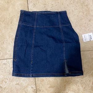 Free people skirt never worn size 6
